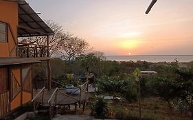 Puerta al Mar Ecolodge Glamping